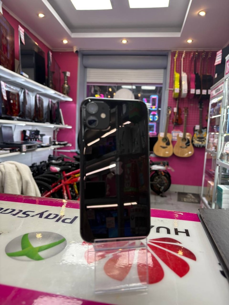 Смартфон iPhone 11 128 Gb