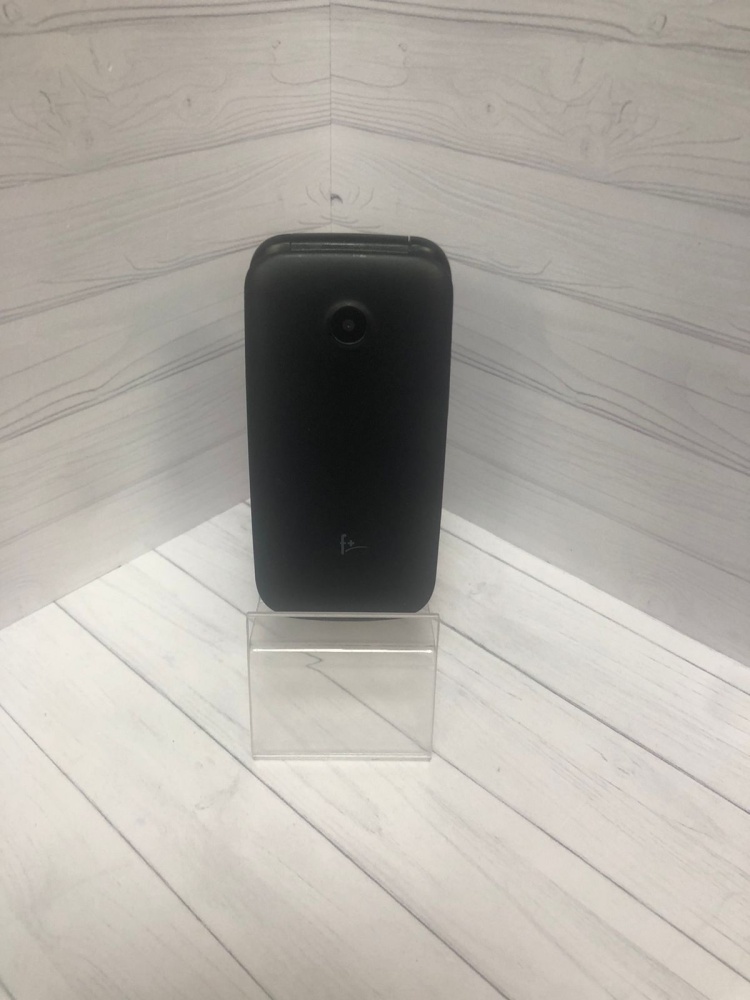 Мобильный телефон Fly