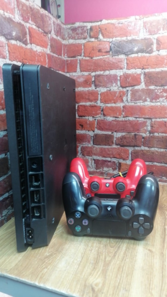 Игровая приставка Sony PlayStation 4 slim