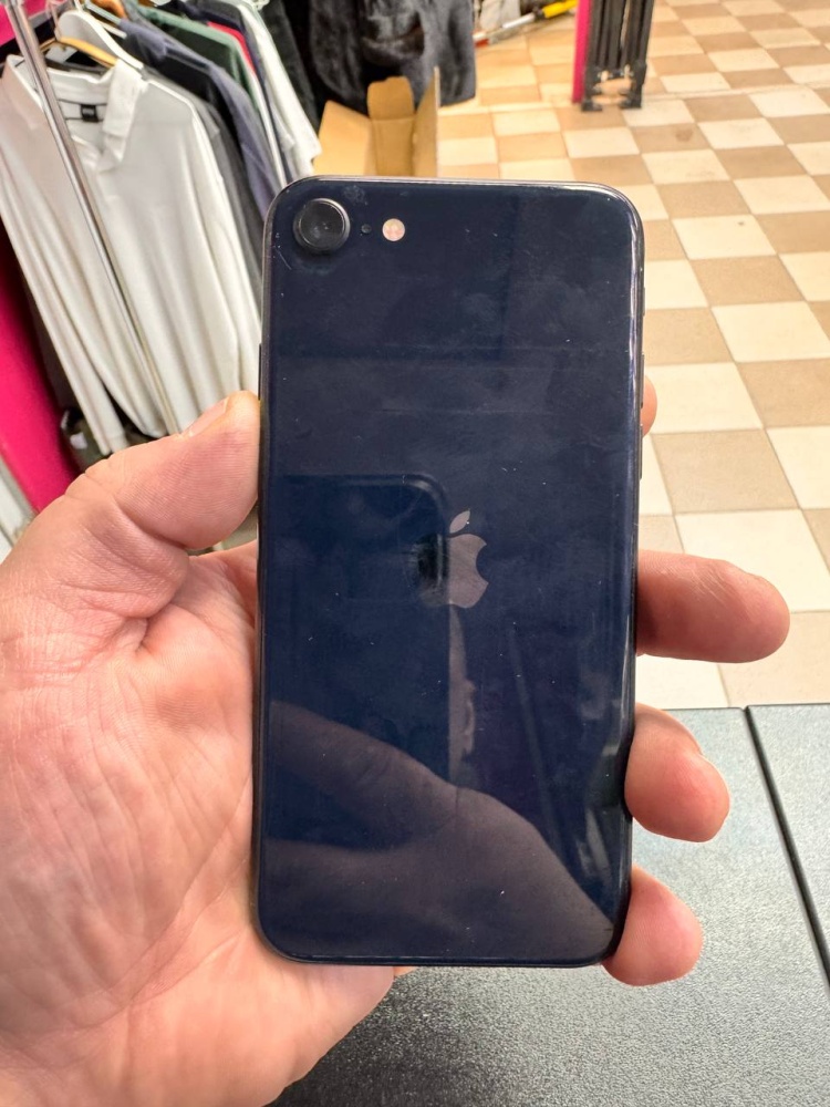 Смартфон iPhone SE 2022 64
