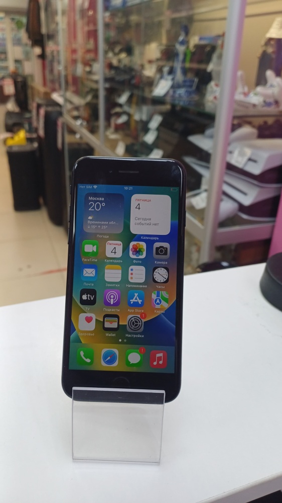Смартфон iPhone SE 2020 64 Gb