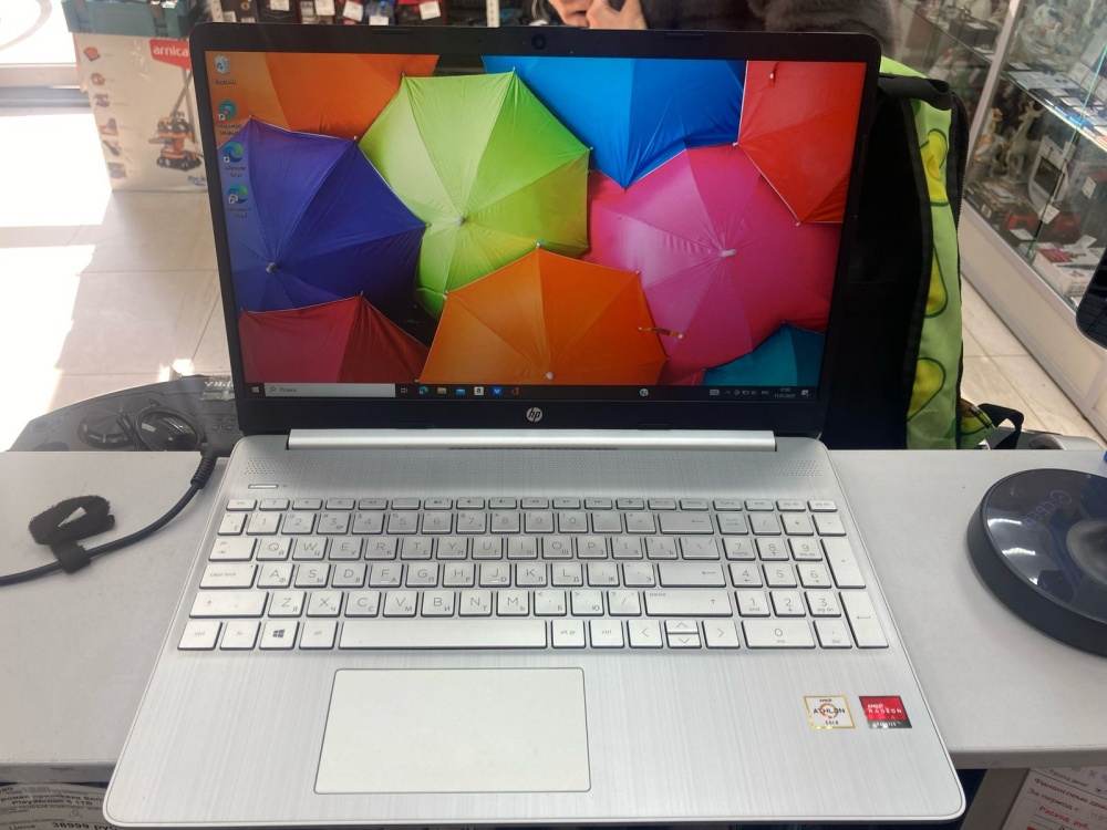 Ноутбук HP 15s-eq1353ur