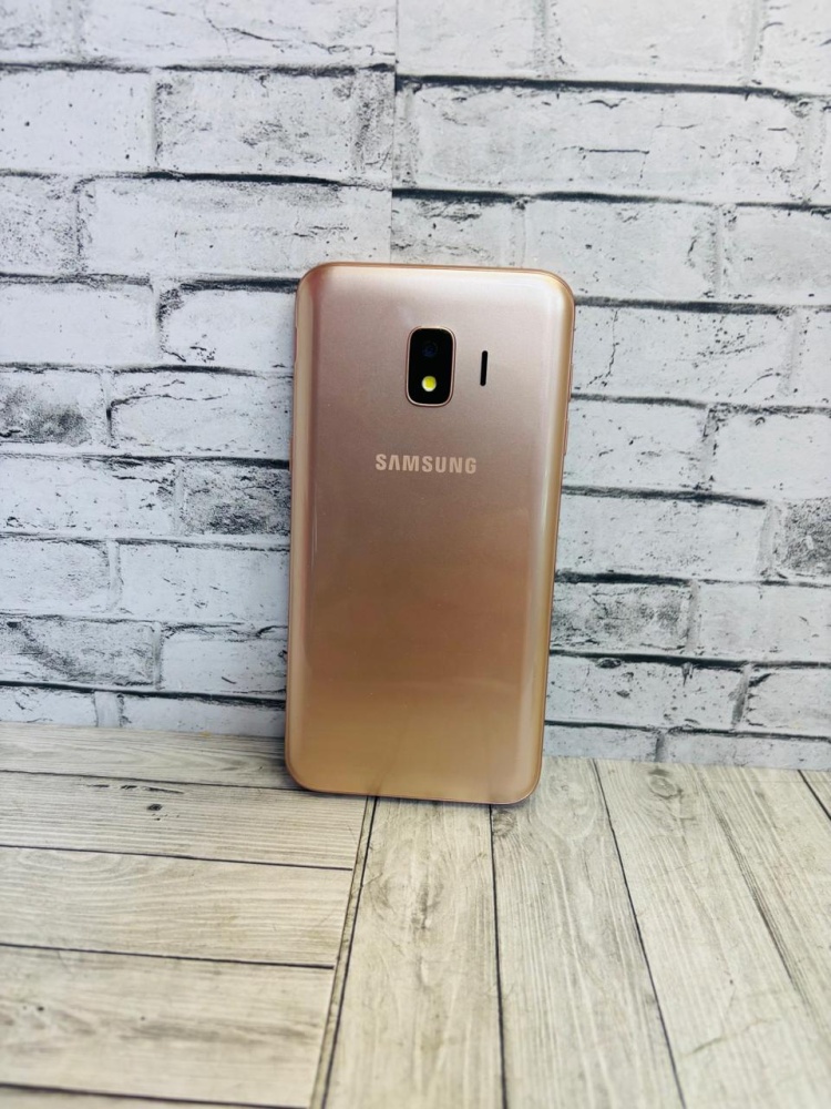Смартфон Samsung J2 1/8