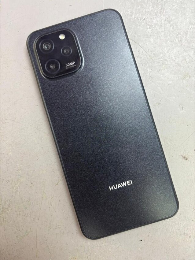 Смартфон Huawei Y61 4/128