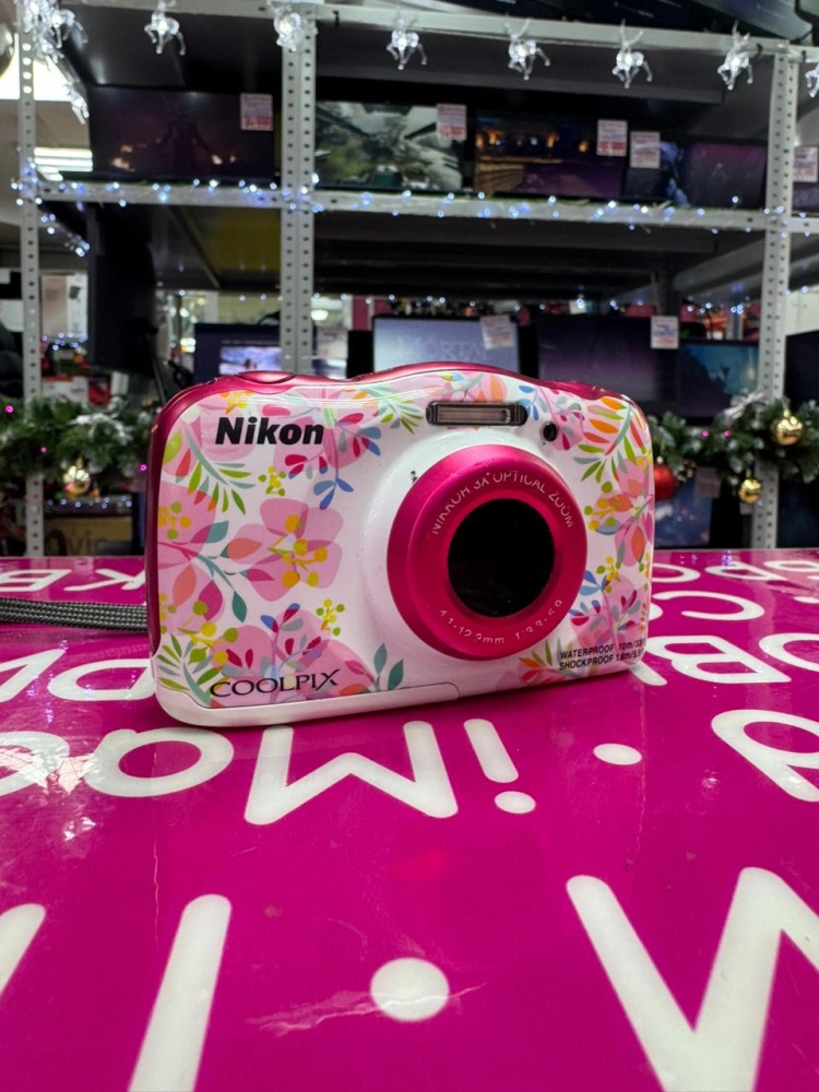 Фотоаппарат Nikon CoolPix W150