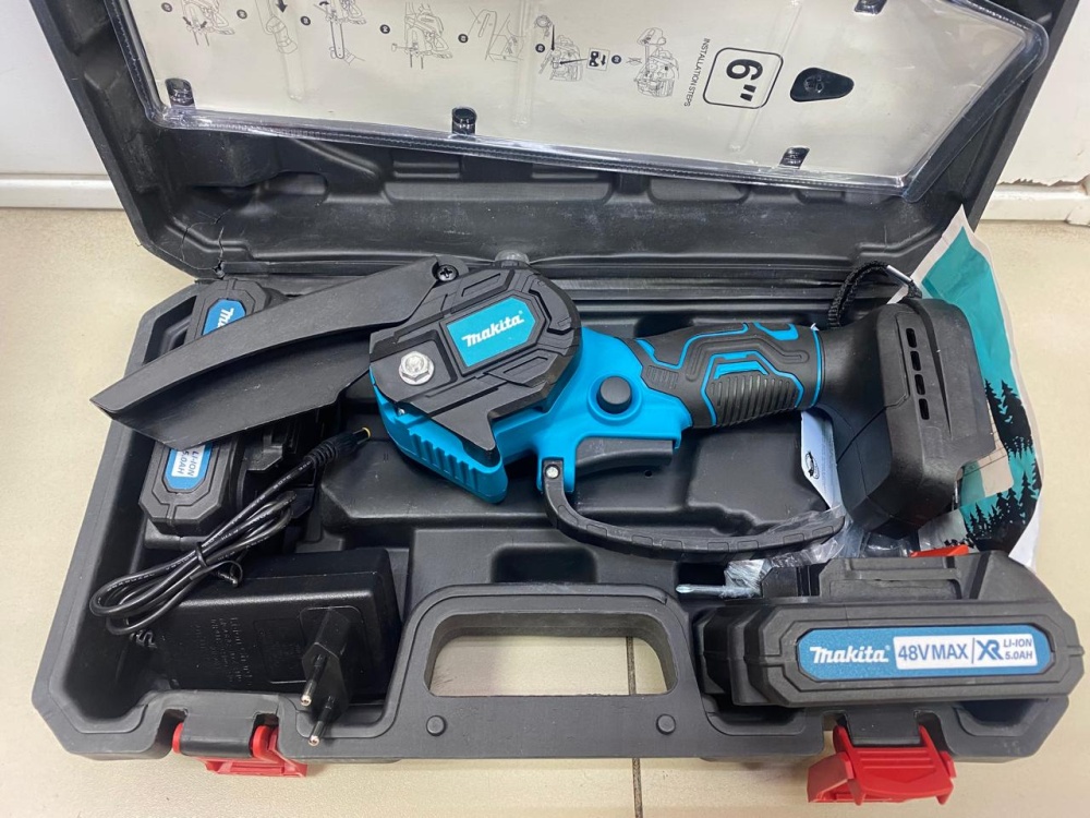 Кусторез Makita