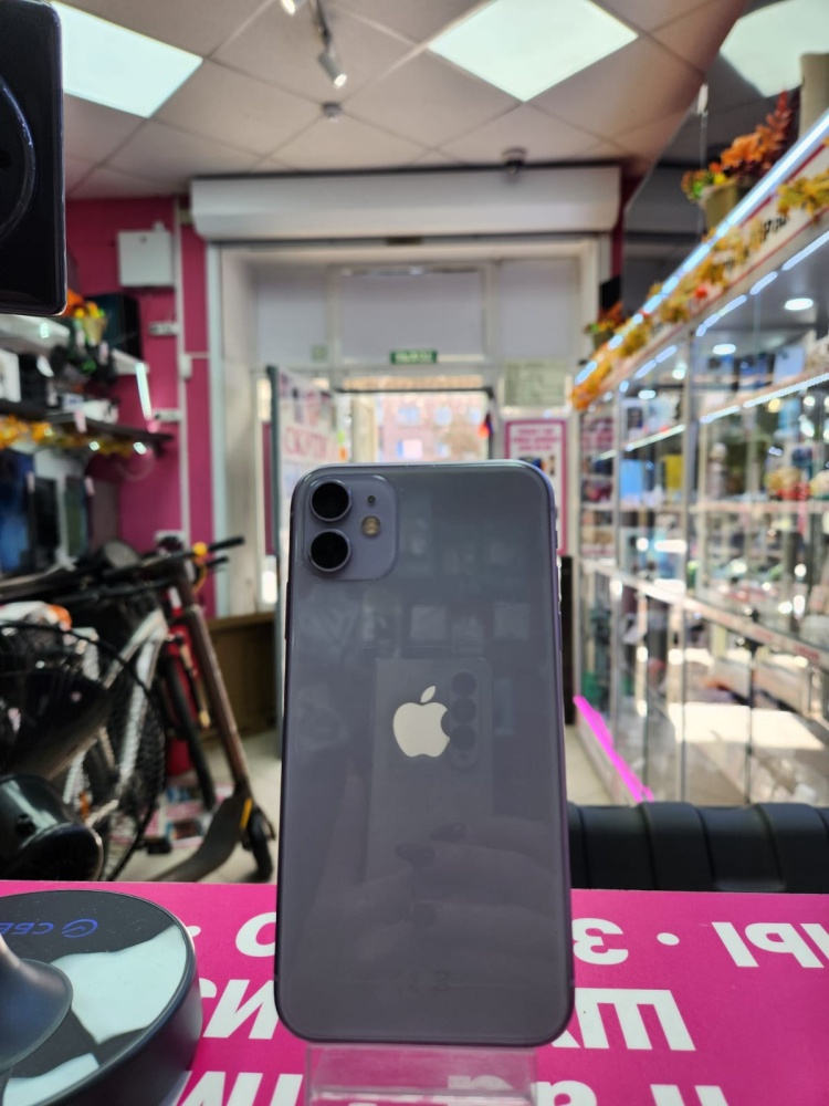 Смартфон iPhone 11 128 Gb