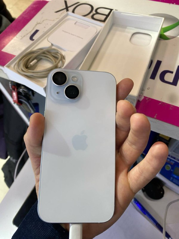Смартфон iPhone 15 128ГБ