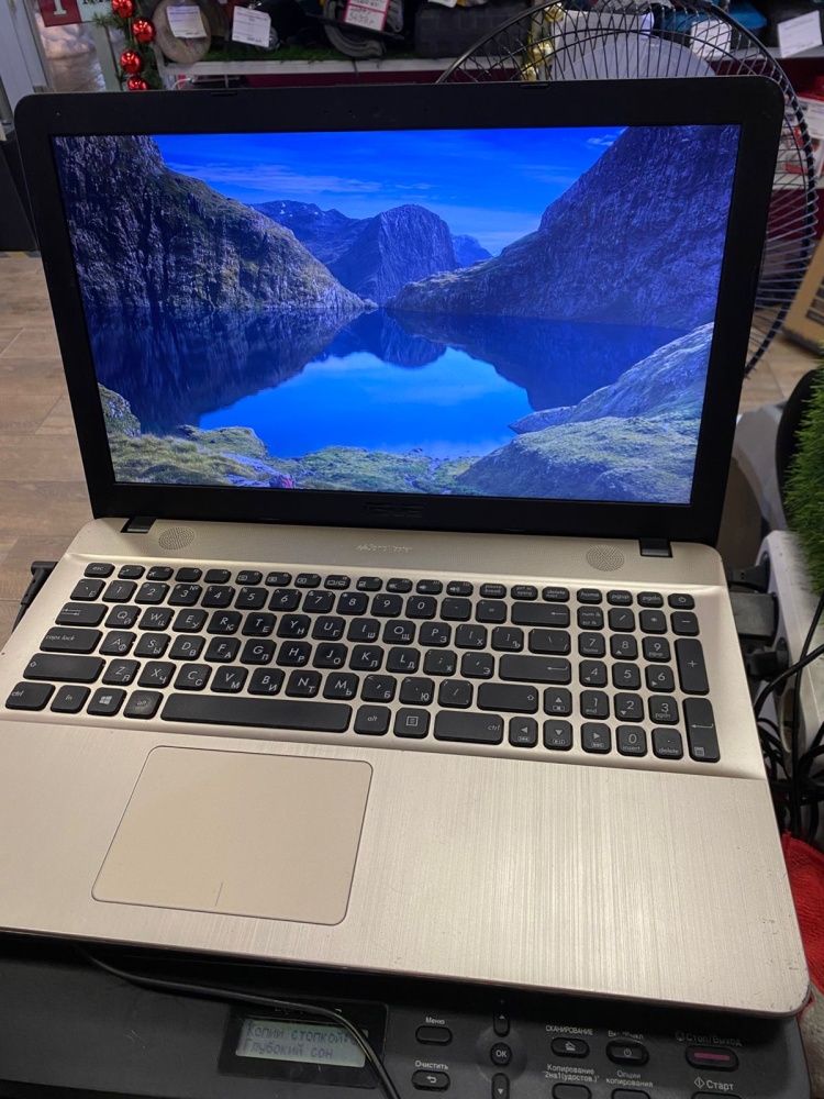 Ноутбук Acer X541N