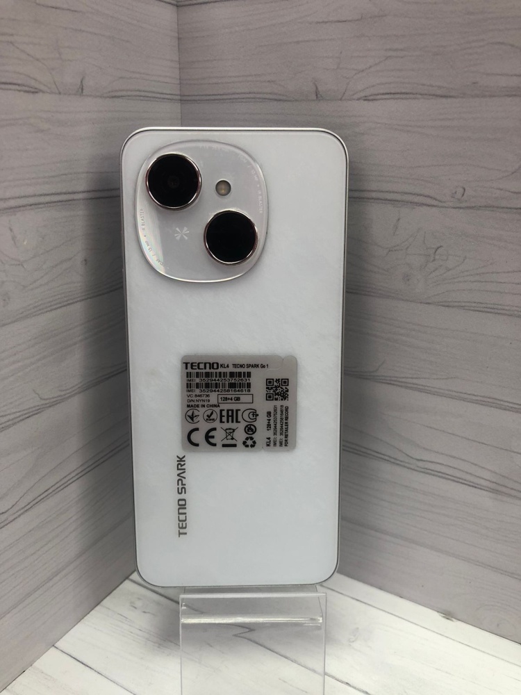 Мобильный телефон Tecno Spark Go1 128
