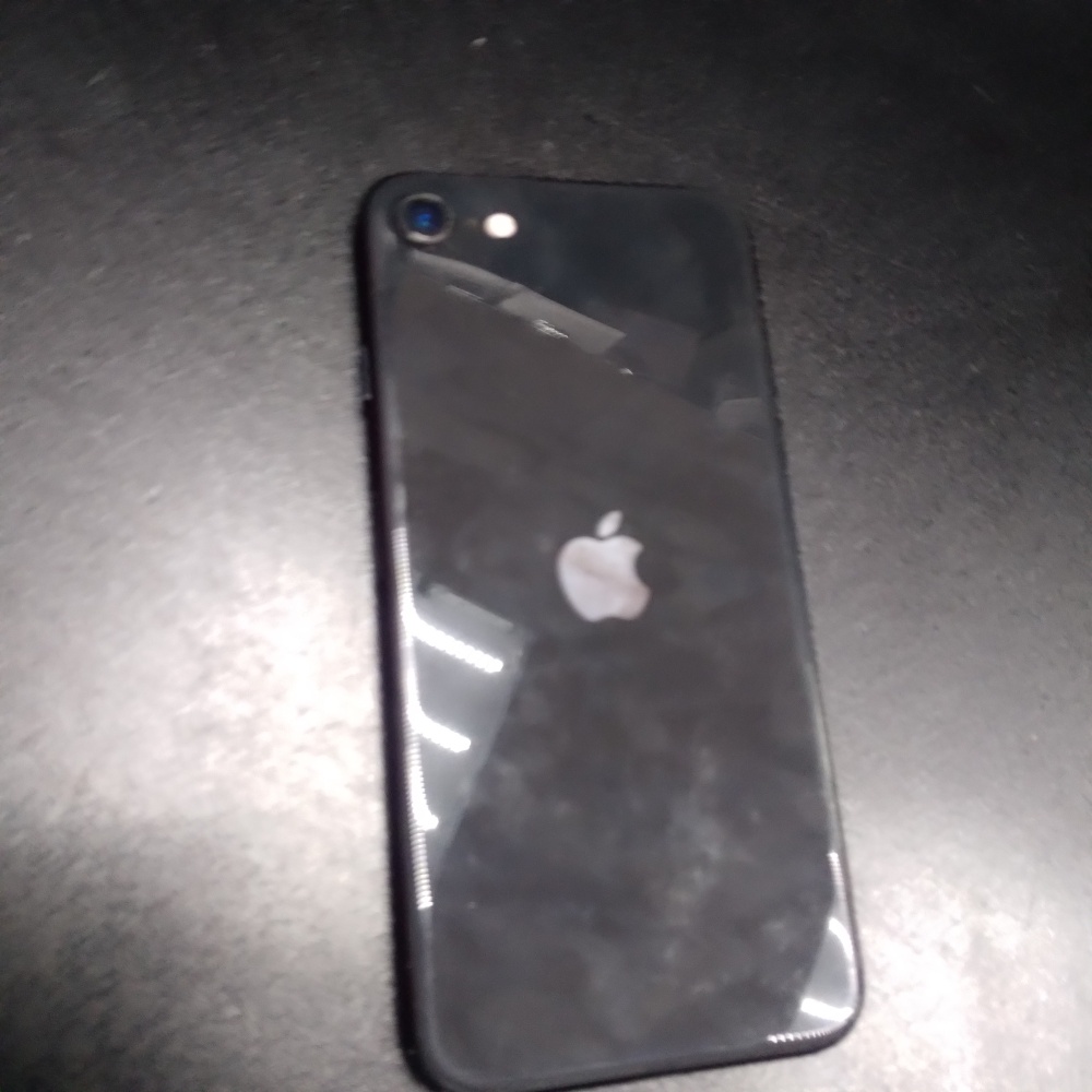 Смартфон iPhone SE 2020 64 Gb