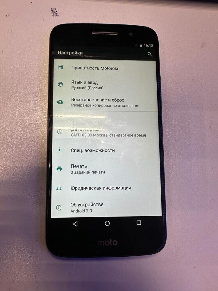 Мобильный телефон Motorola 3/32Gb