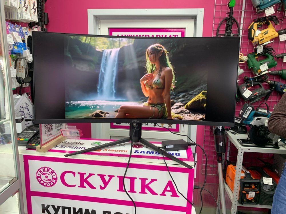Монитор MSI 3DB6