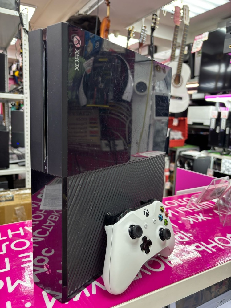 Игровая приставка XBOX ONE