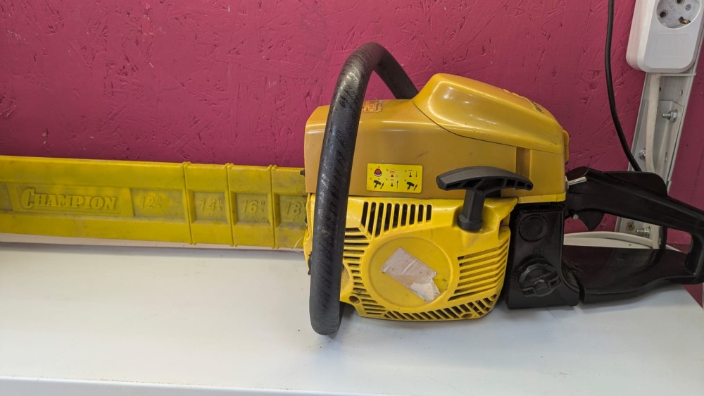 Бензопила Champion 250