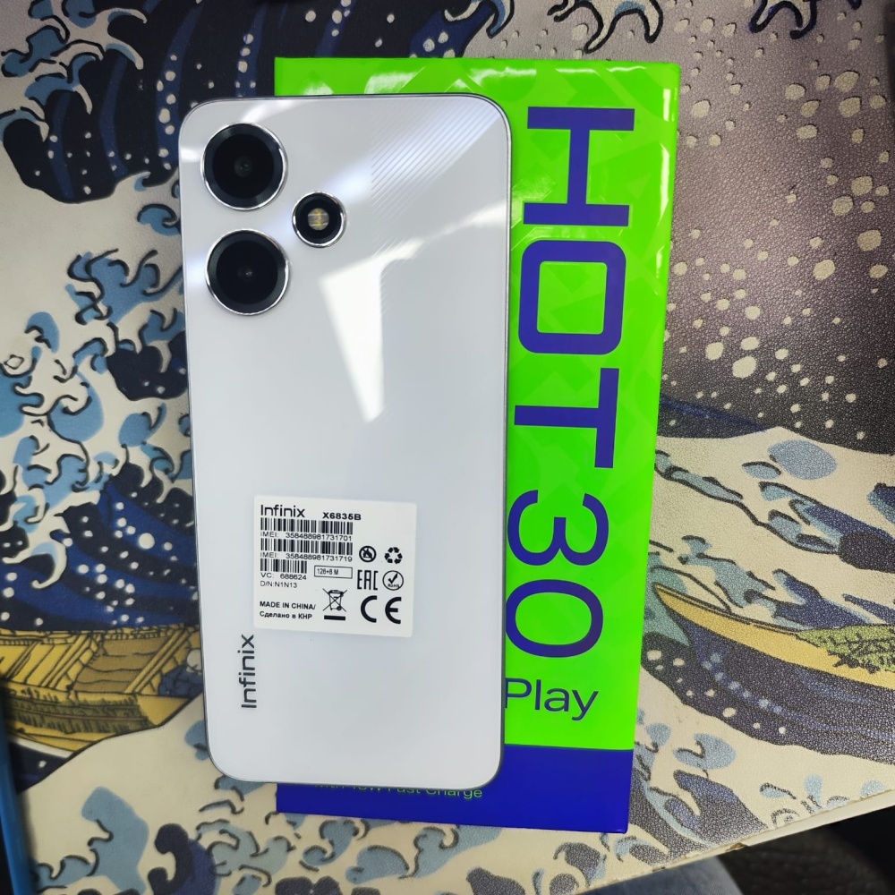 Мобильный телефон Infinix HOT 30 Play 8+8/128