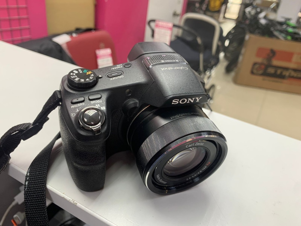 Фотоаппарат Sony dsc-hx200