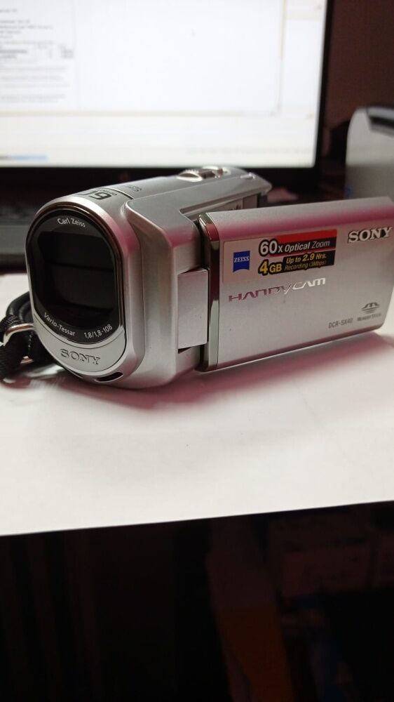 Видеокамера Sony dcr-sx40е