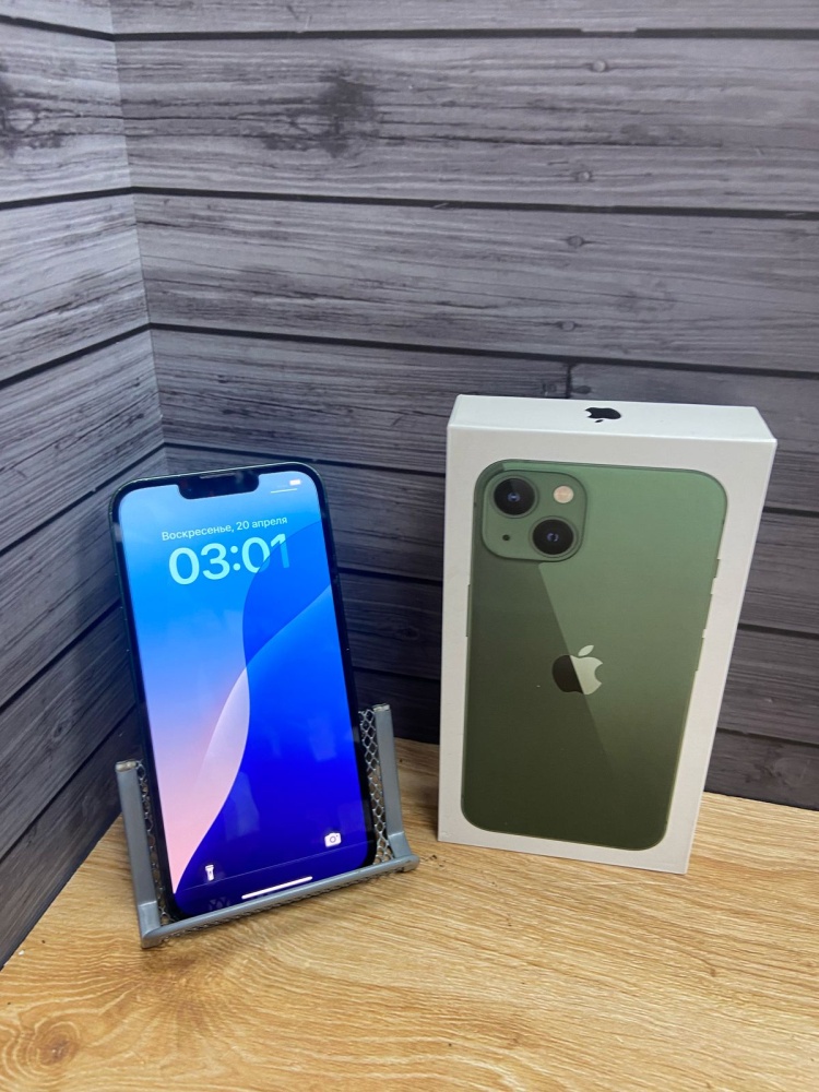 Смартфон iPhone 13 256 Gb 80%