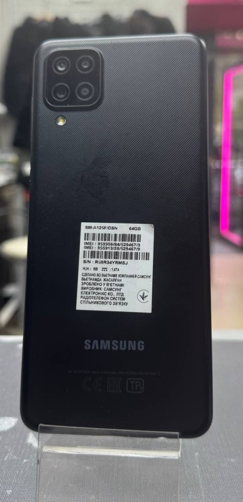 Смартфон Samsung A12