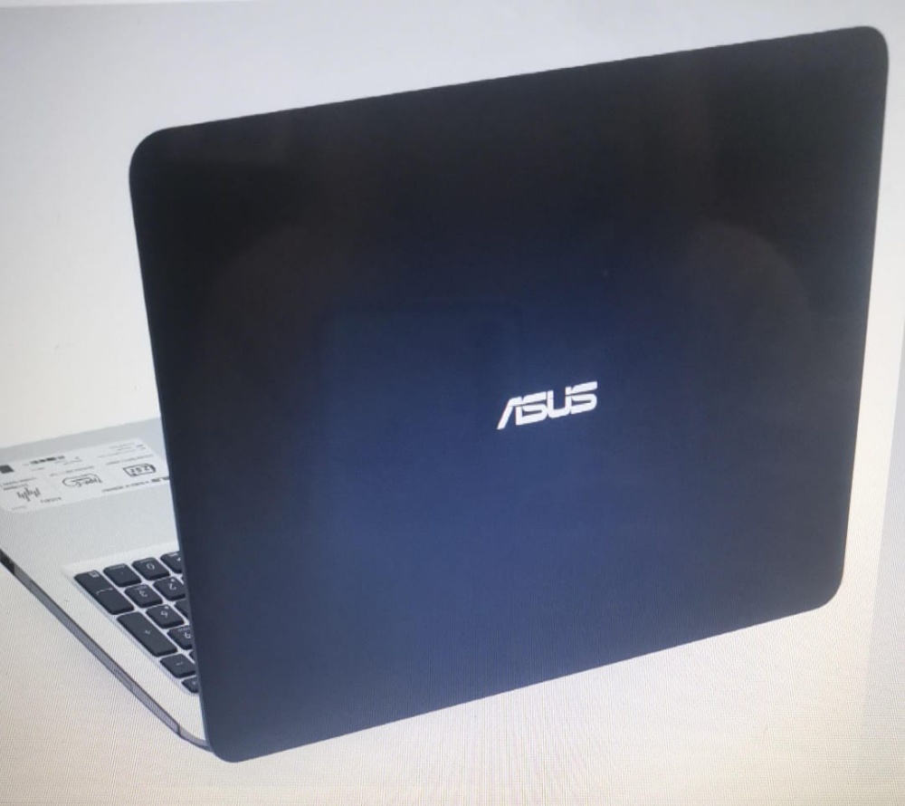 Ноутбук ASUS AU-F540U