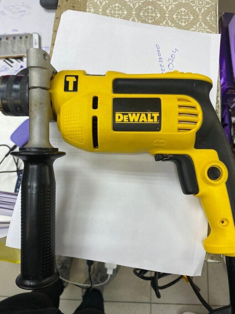 Дрель DEWALT DWD024