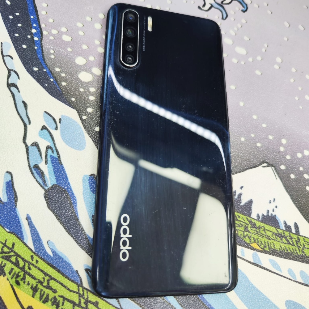 Смартфон Oppo A91 8+3\128