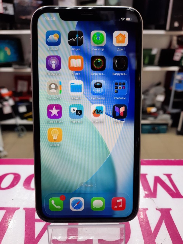 Смартфон iPhone 11 64Gb белый