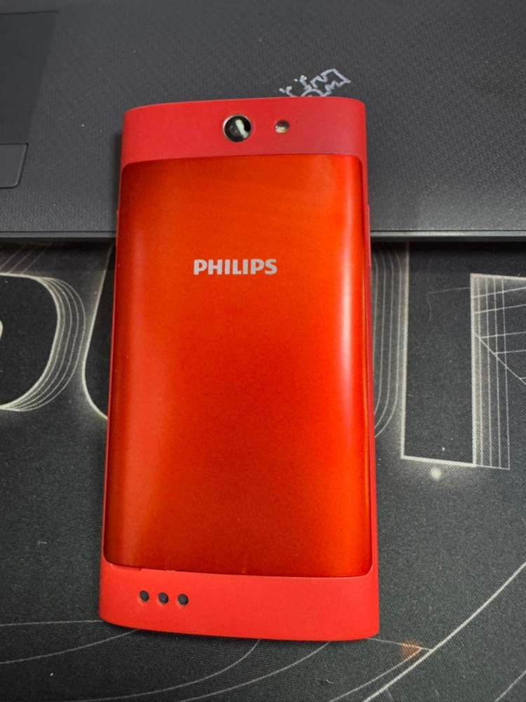 Мобильный телефон Philips S309