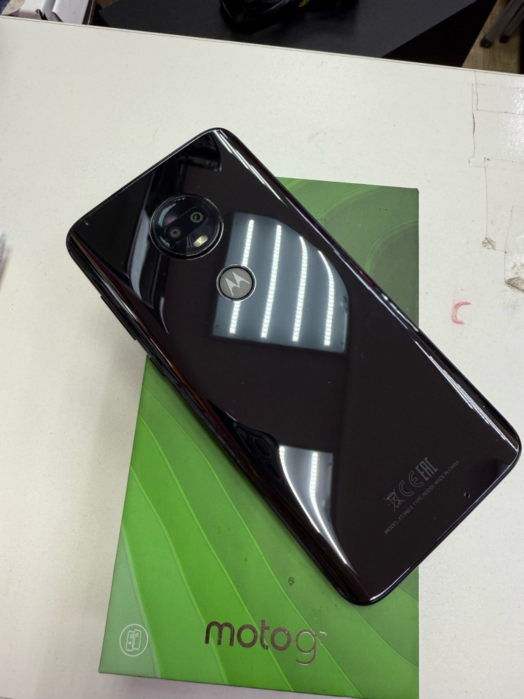Мобильный телефон Motorola  G7 4/64GB