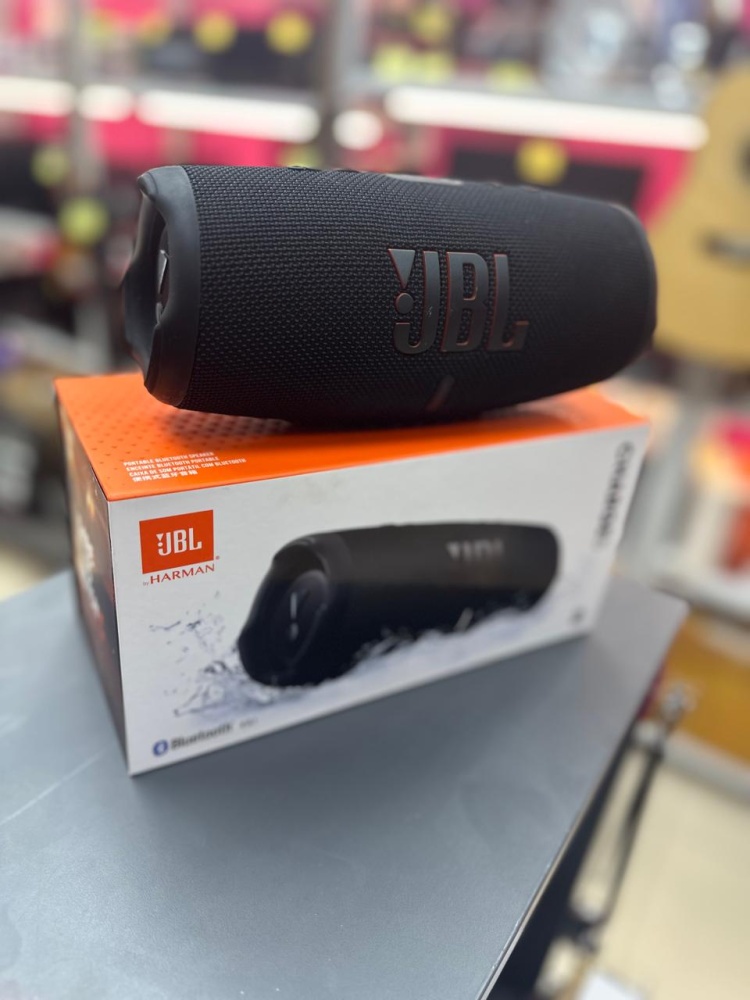 Акустика JBL Charge 5