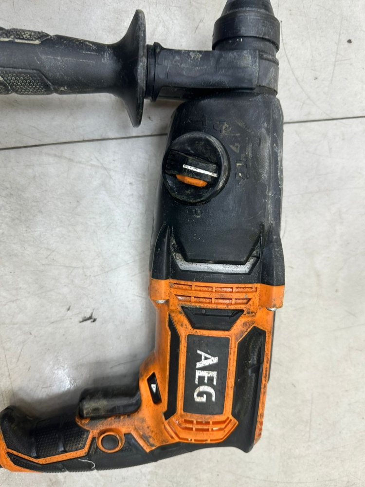 Перфоратор AEG KH 24 E