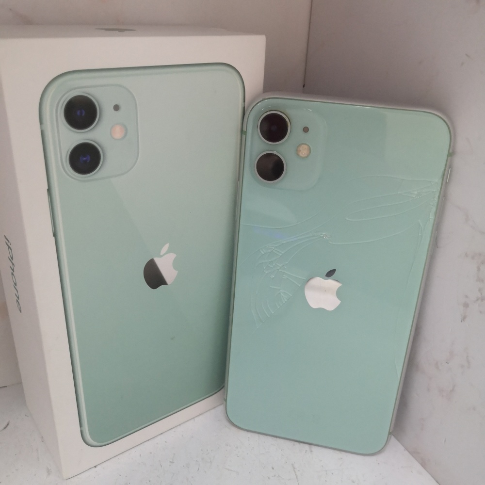 Смартфон iPhone 11 128 Gb