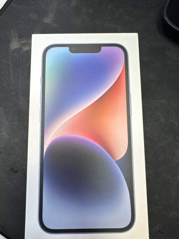 Смартфон iPhone 14 256gb