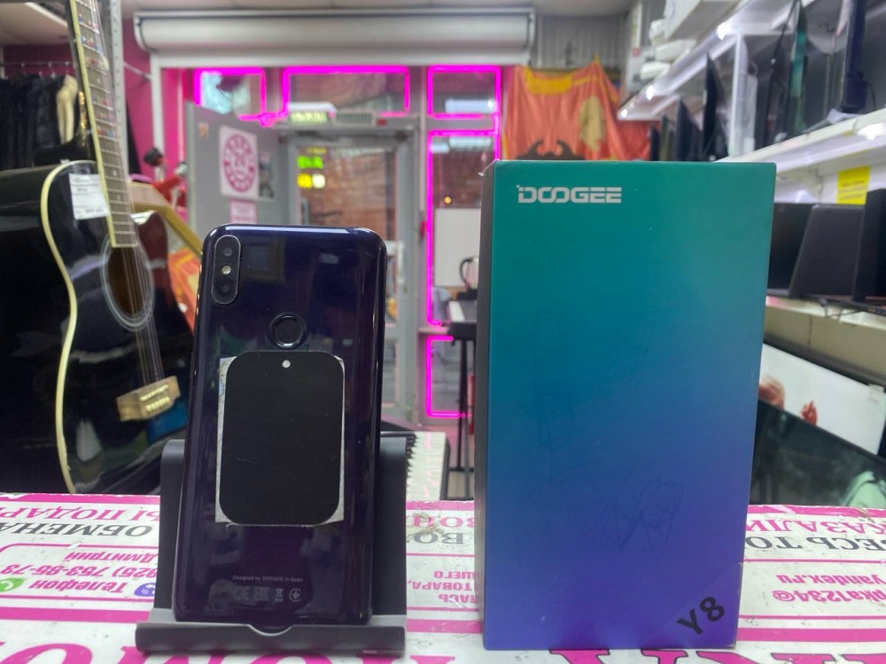 Мобильный телефон Doogee y8 16gb