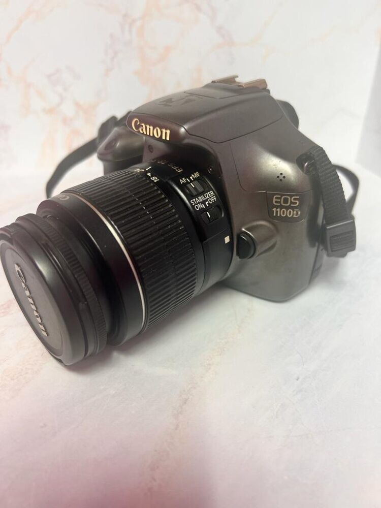 Фотоаппарат Canon 1100 D