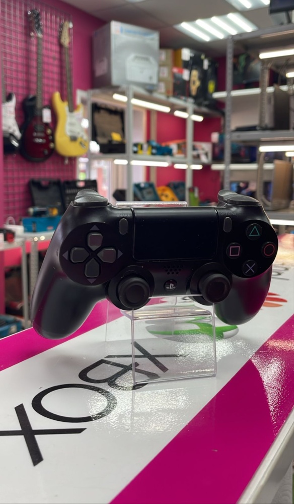 Геймпад PS4