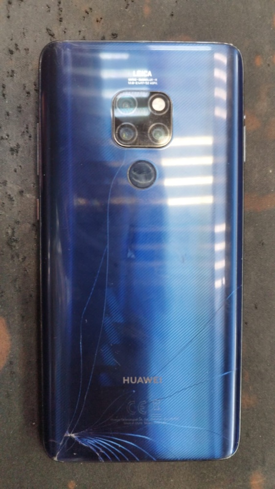 Смартфон Huawei Mate 20 6/128