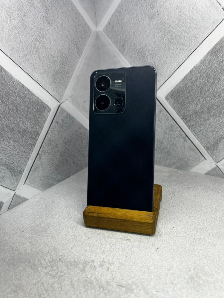 Смартфон Vivo Y35 4/64