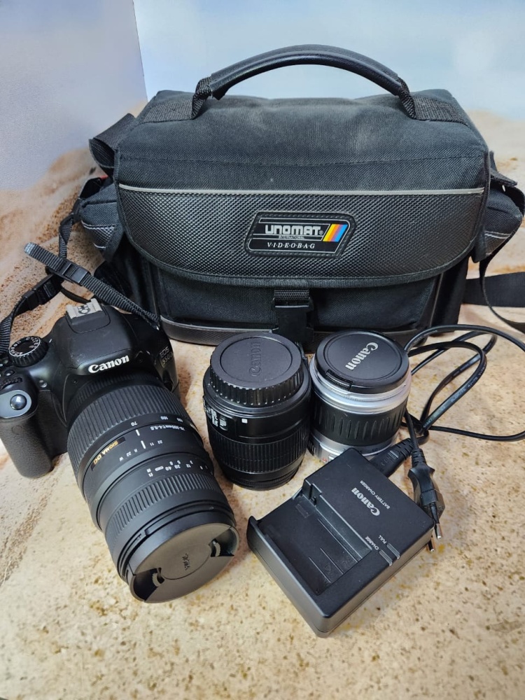 Фотоаппарат Canon EOS 550D