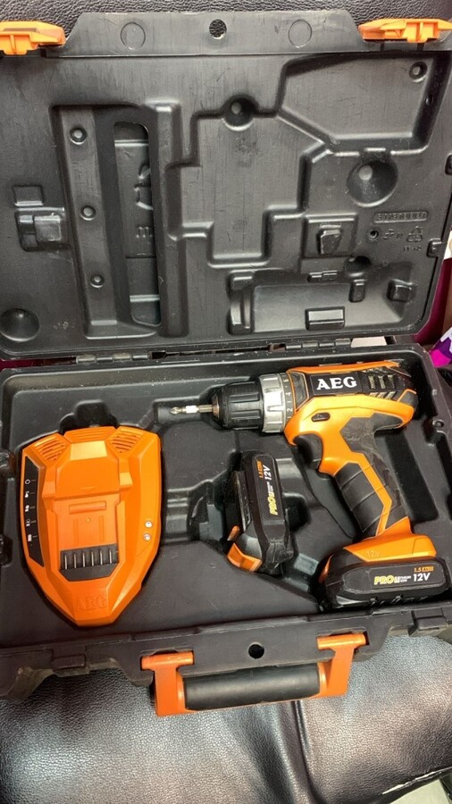 Шуруповерт AEG  BS12 G3