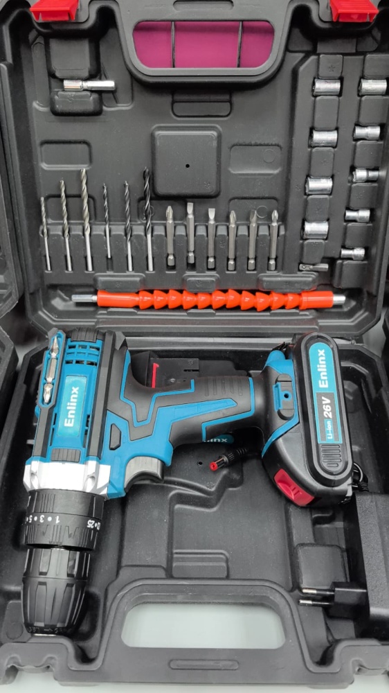 Шуруповерт Makita