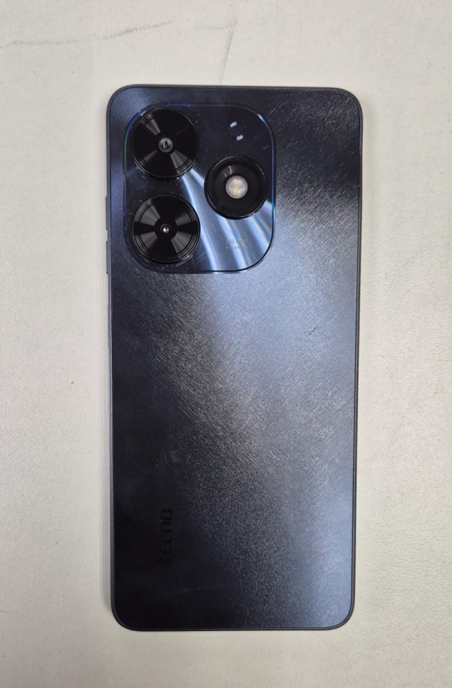 Мобильный телефон Tecno Spark go 2024