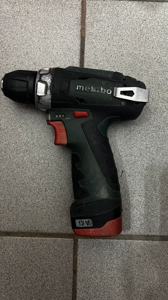 Шуруповерт Metabo PowerMaxx 12v