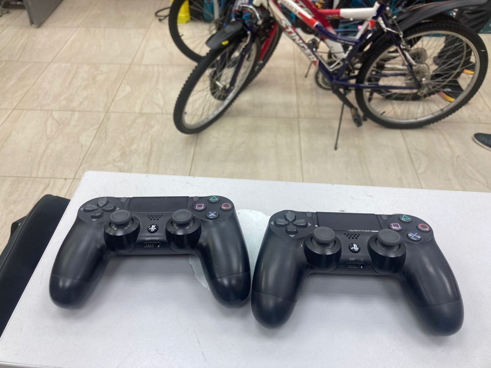 Геймпад ps4