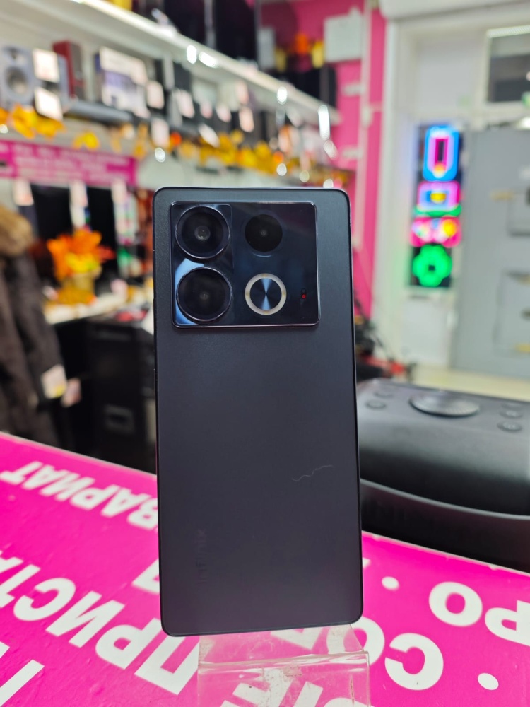 Мобильный телефон Infinix Note 40 8/256