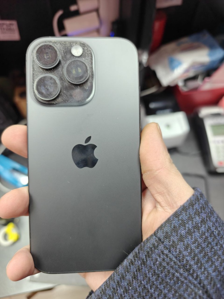Смартфон iPhone 16 PRO 128
