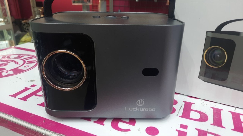 Проектор Lucky Road X8Pro