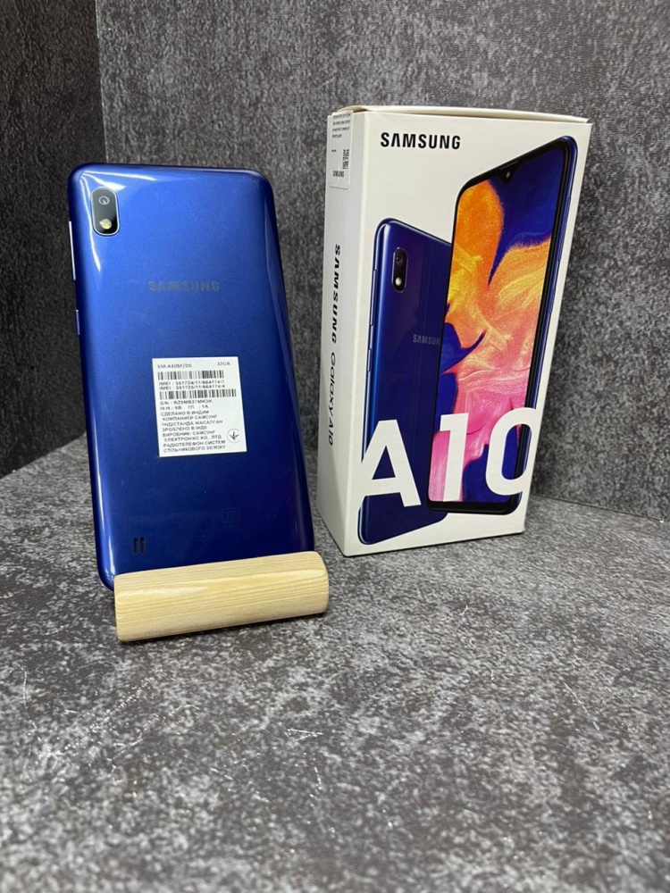 Смартфон Samsung A10 2/32