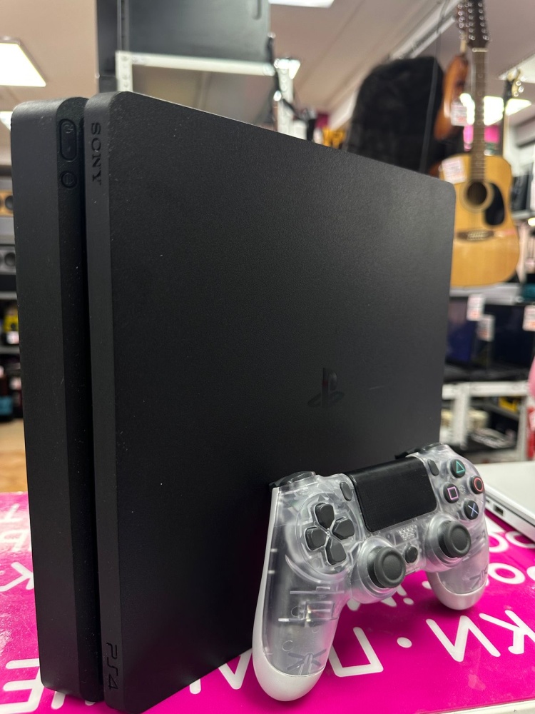 Игровая приставка Sony PlayStation 4 slim
